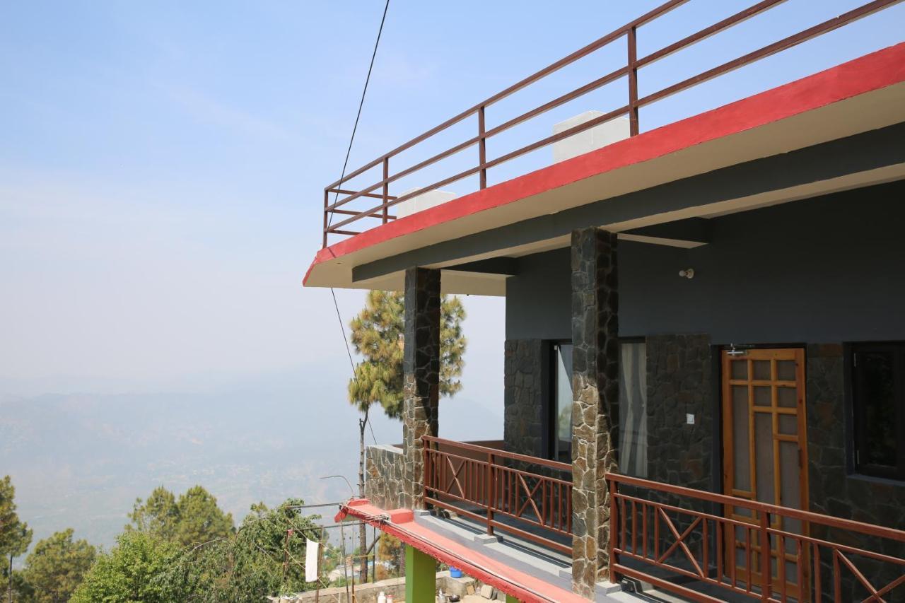 The Buransh Inn 阿尔莫拉 外观 照片