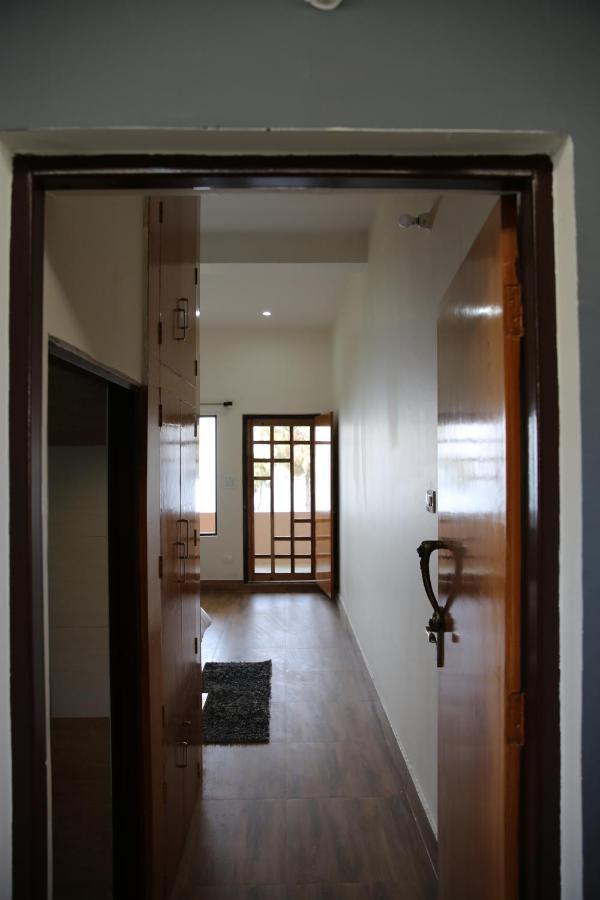 The Buransh Inn 阿尔莫拉 外观 照片